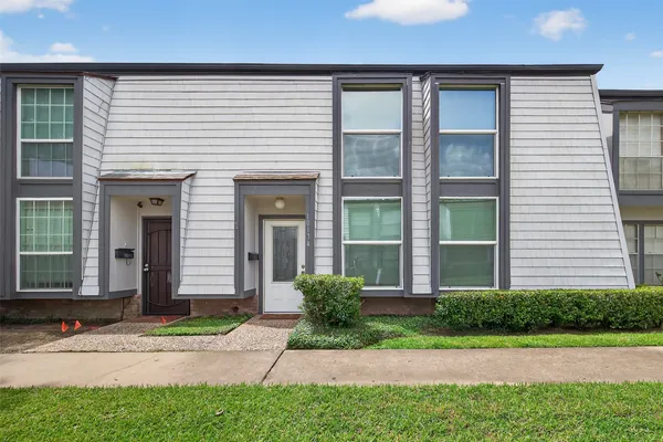 $199,900 | 10174 Beekman Pl Drive, Houston, TX 77043