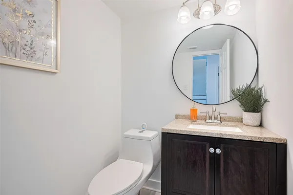 $199,900 | 10174 Beekman Pl Drive, Houston, TX 77043