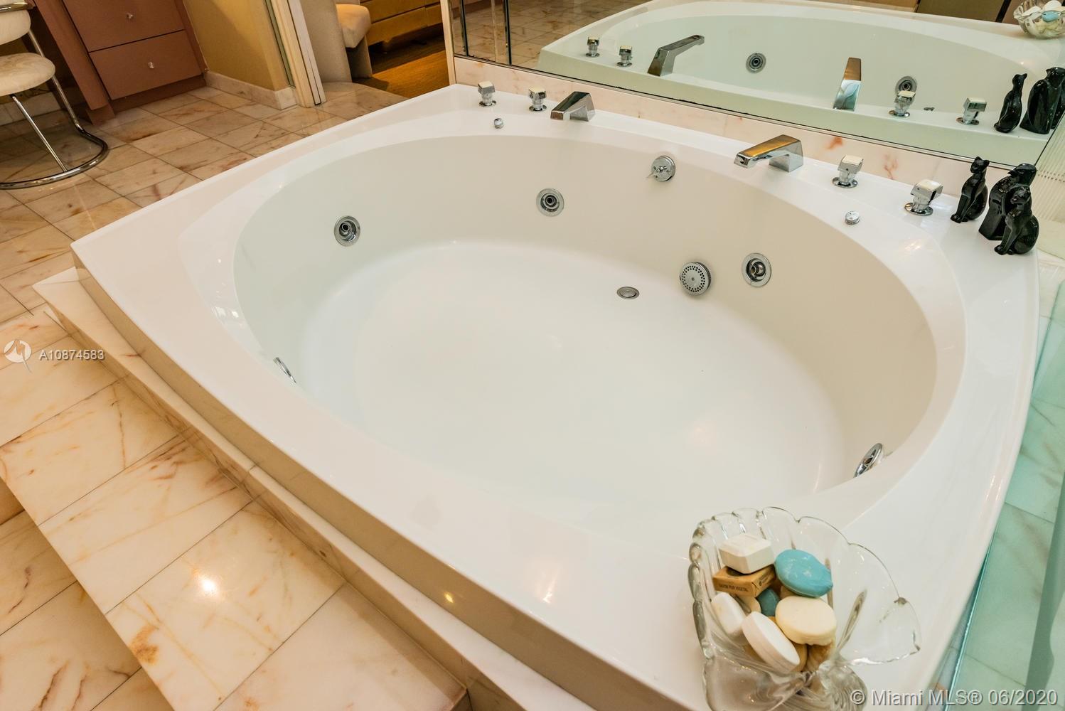 8777 Collins Avenue, Unit PHA Surfside, FL 33154 - Photo 14 of 21