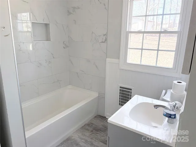 $1,700 | 2567 Bob White Lane, Gastonia, NC 28056