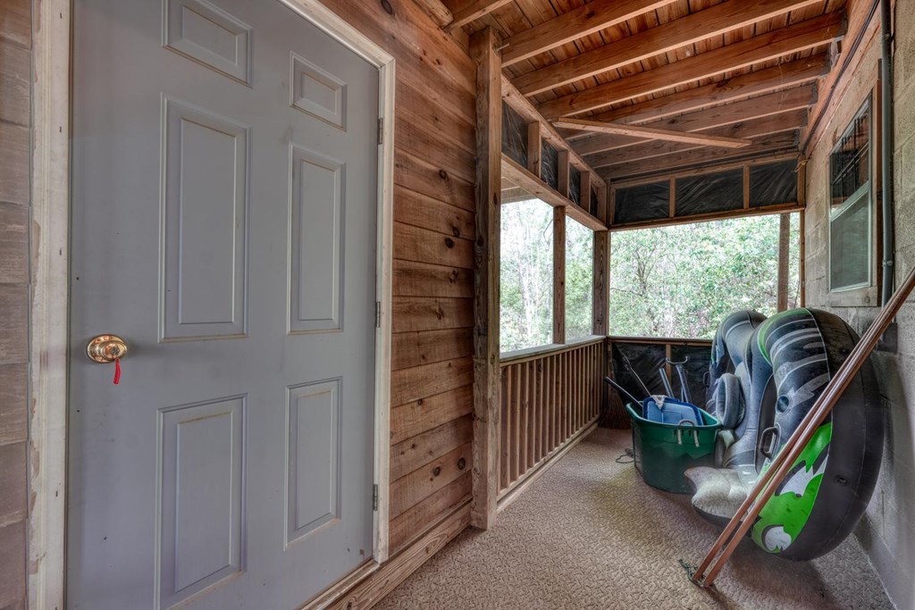 746 High Ridge Road Murphy, NC 28906 - Photo 36 of 44 a view of a porch with furniture