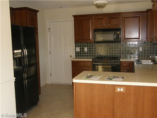 4233 Beacon Ridge Drive High Point, NC 27265 - Photo 2 of 8 Kitchen.