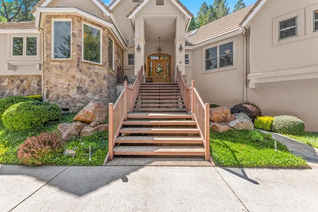 $1,199,000 | 13712 Altair Drive, Nevada City, CA 95959