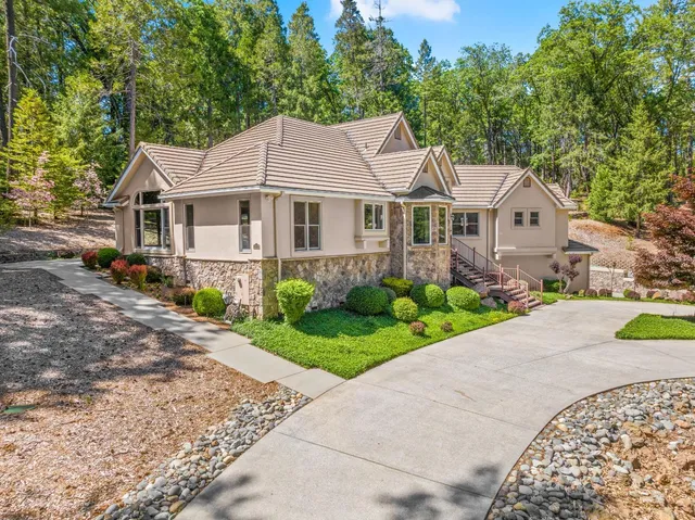 $1,199,000 | 13712 Altair Drive, Nevada City, CA 95959