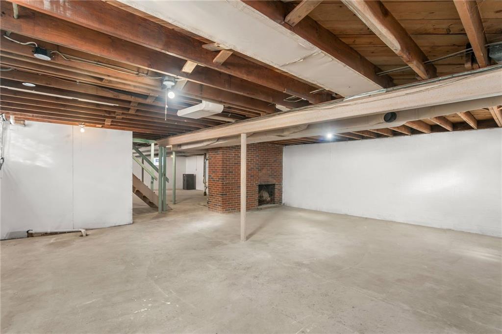 738 Addis Street New Castle, PA 16101 - Photo 38 of 50