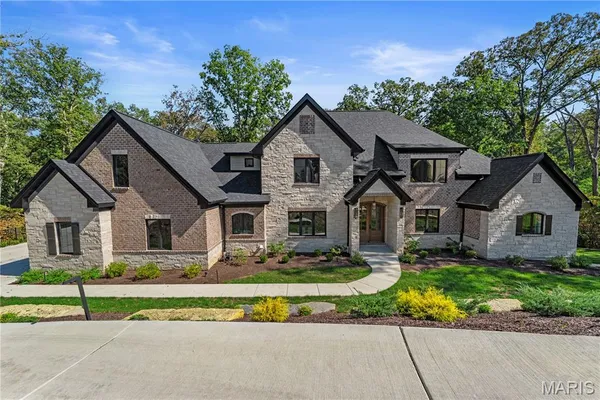 $2,165,000 | 16908 Lewis Spring Drive, Wildwood, MO 63005