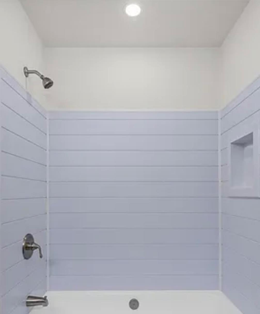 2240 Golden Oak Lane, Unit 104 Merced, CA 95341 - Photo 9 of 19 a bathroom with a shower