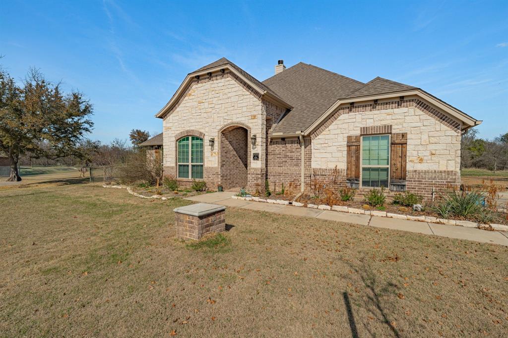 1062 Rio Grande Way Weatherford, TX 76087 - Photo 2 of 38