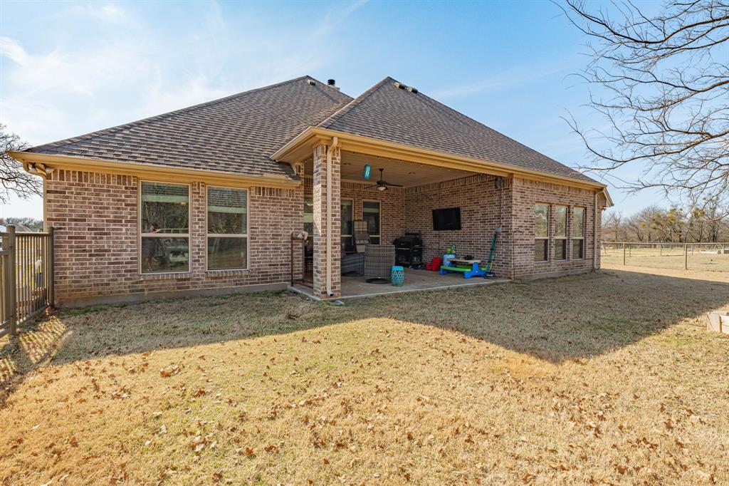 1062 Rio Grande Way Weatherford, TX 76087 - Photo 28 of 38