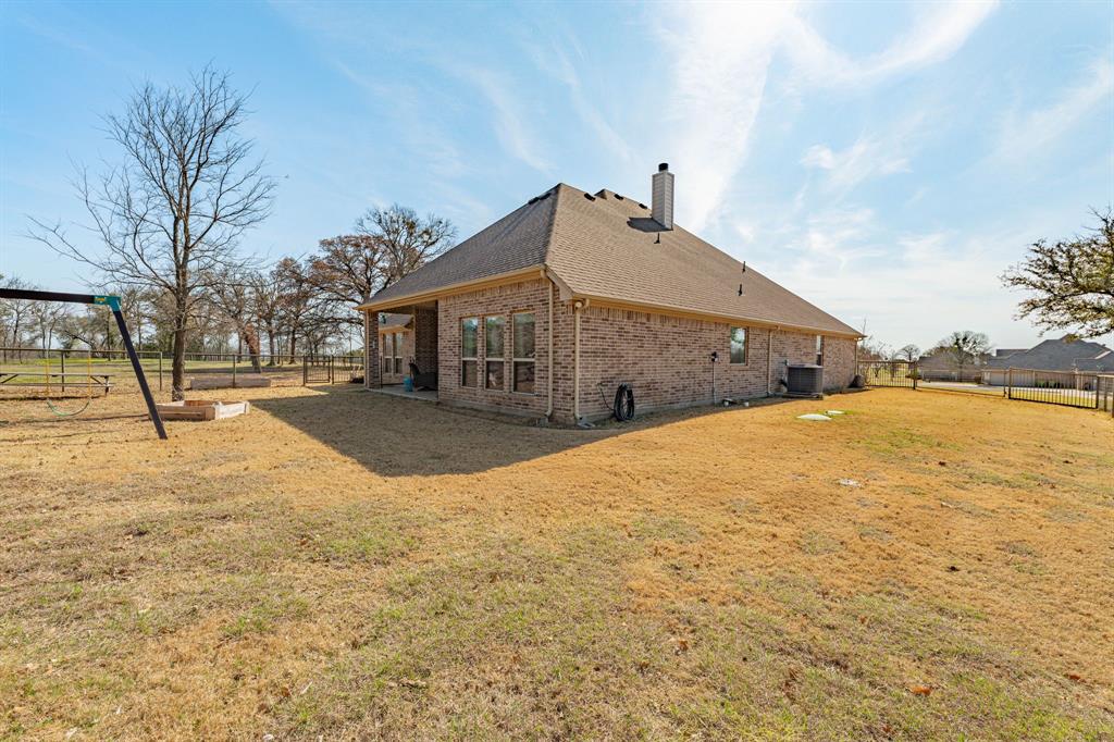 1062 Rio Grande Way Weatherford, TX 76087 - Photo 29 of 38