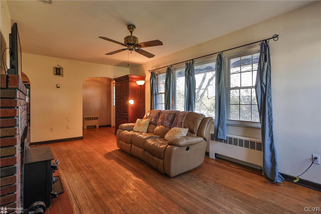 4068 Friedens Road Slatington, PA 18080 - Photo 5 of 20 Gallery Image 5