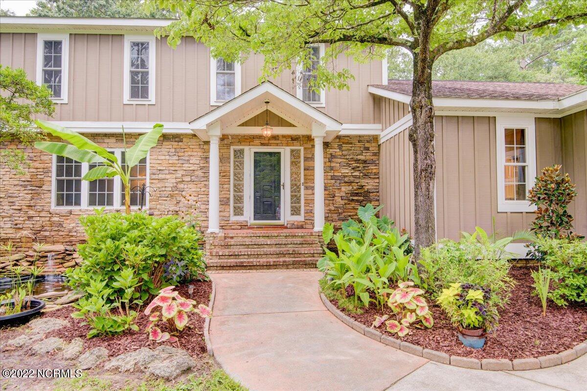 411 Chelsea Road New Bern, NC 28562 - Photo 5 of 54 05-Exterior Front