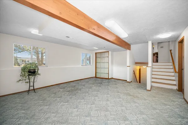 $689,900 | 8509 North Martinson Road, Newman Lake, WA 99025