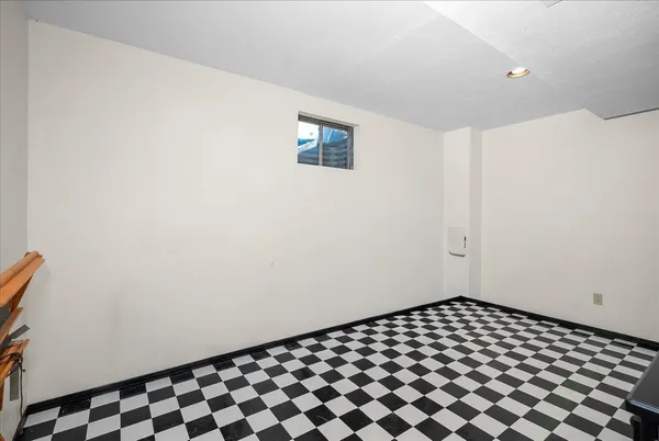 $689,900 | 8509 North Martinson Road, Newman Lake, WA 99025