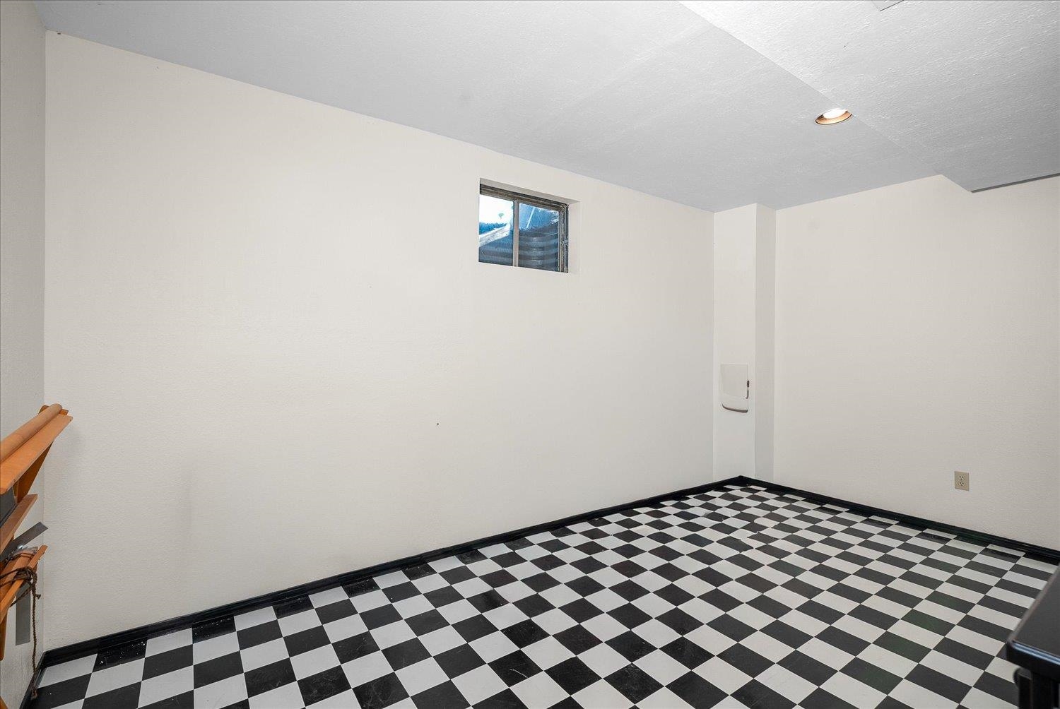 8509 North Martinson Road Newman Lake, WA 99025 - Photo 22 of 46