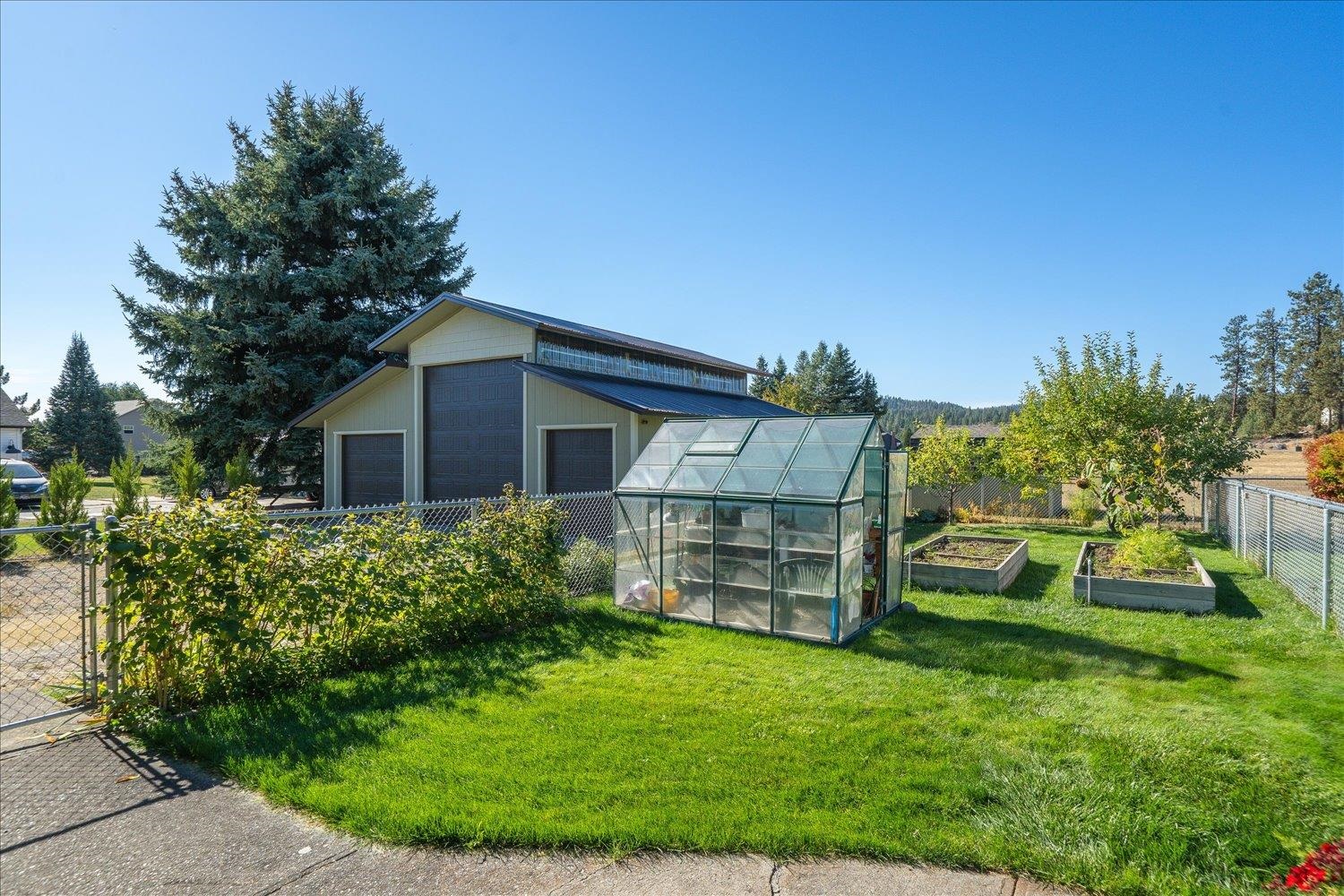 8509 North Martinson Road Newman Lake, WA 99025 - Photo 36 of 46