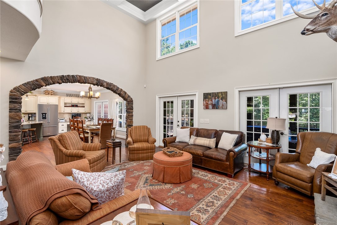 707 Lightwind Court Seneca, SC 29672 - Photo 7 of 49 Gallery Image 7