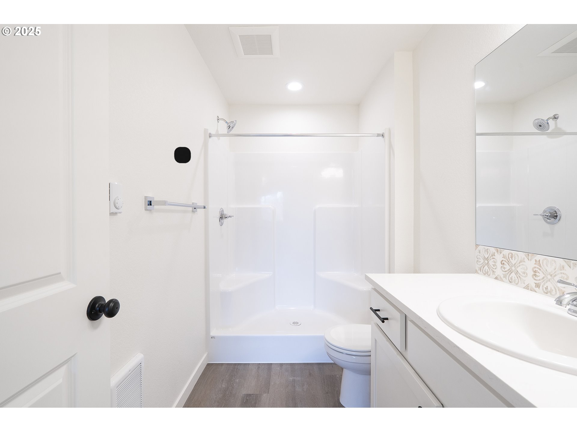 14716 Southeast Powell Boulevard Portland, OR 97236 - Photo 13 of 22