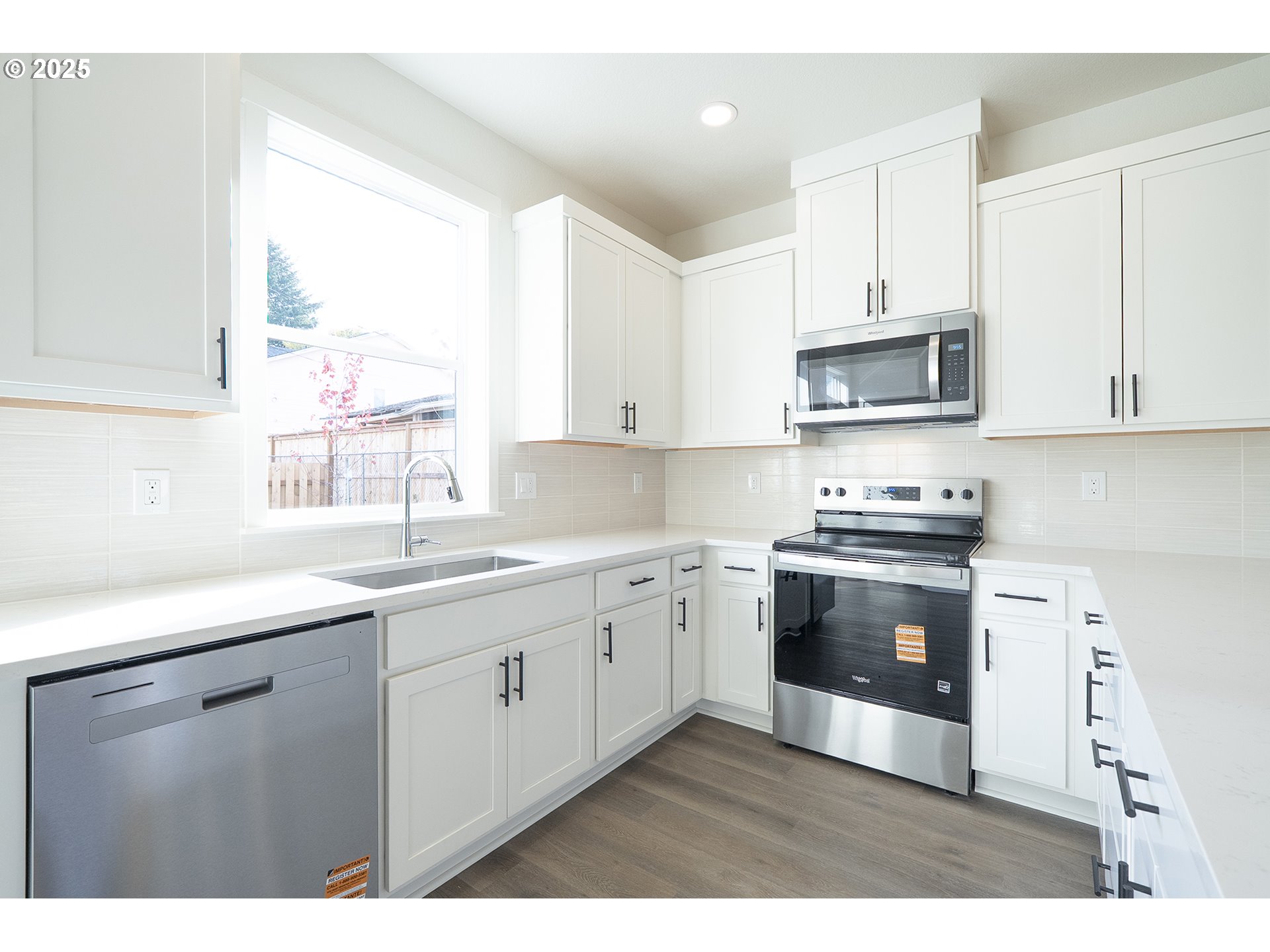 14716 Southeast Powell Boulevard Portland, OR 97236 - Photo 6 of 22