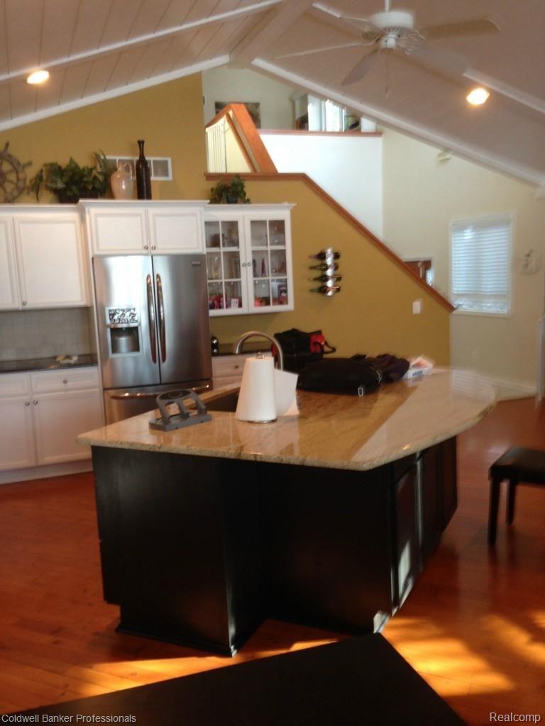 9653 Norman Road Clarkston, MI 48348 - Photo 9 of 39 Island.jpg