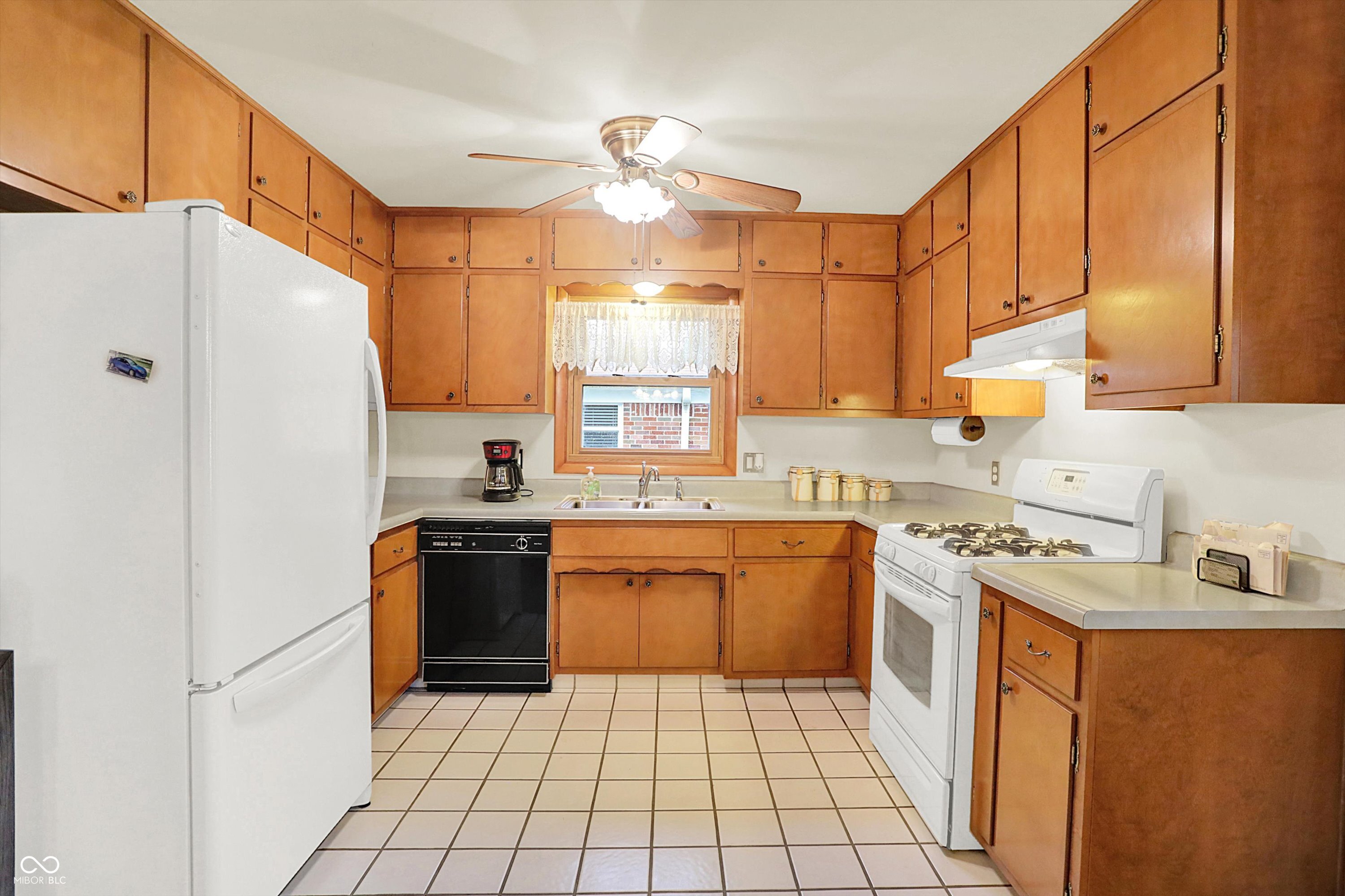 3621 Brill Road Indianapolis, IN 46227 - Photo 8 of 21 Gallery Image 8