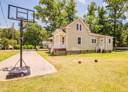 $160,000 | 407 Hamilton Street, Roanoke Rapids, NC 27870