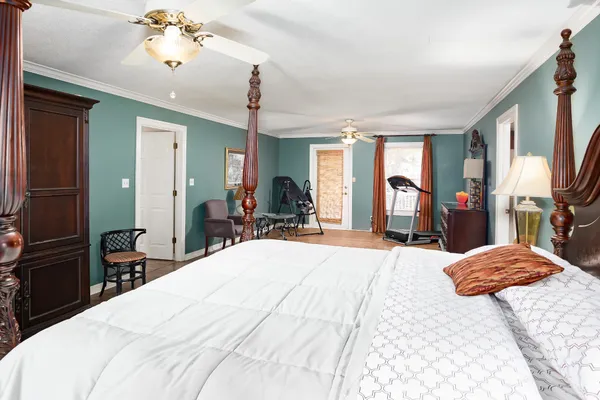 $524,900 | 7607 Lakewood Drive, Florence, AL 35634