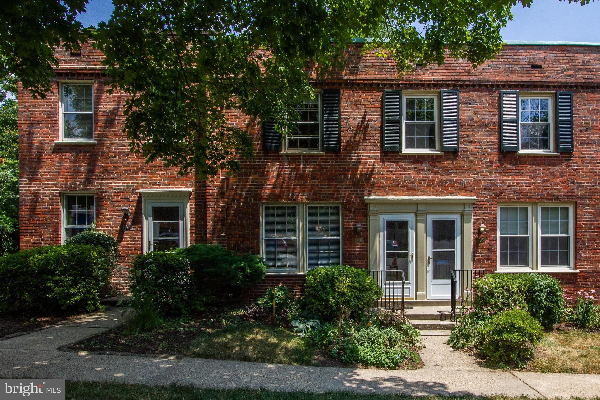 2700 13th Road South, Unit 510 Arlington, VA 22204 - Photo 1 of 1 a front view of residential houses with yard