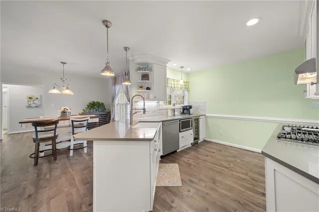 $335,000 | 5800 Edgebrook Court, Jamestown, NC 27282