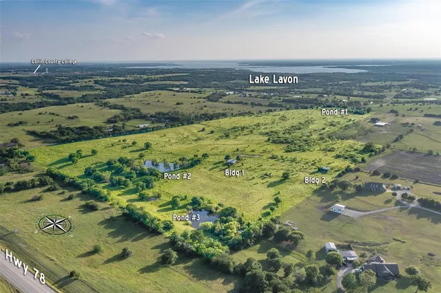 a view of an ocean view