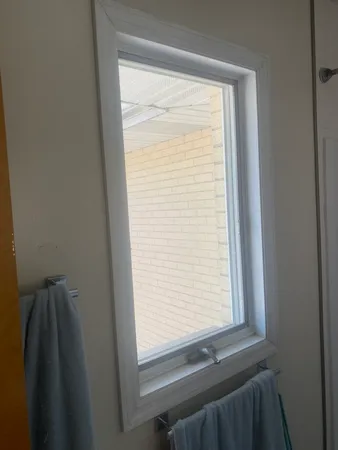 $2,550 | 155 Seymour Avenue, Grayslake, IL 60030