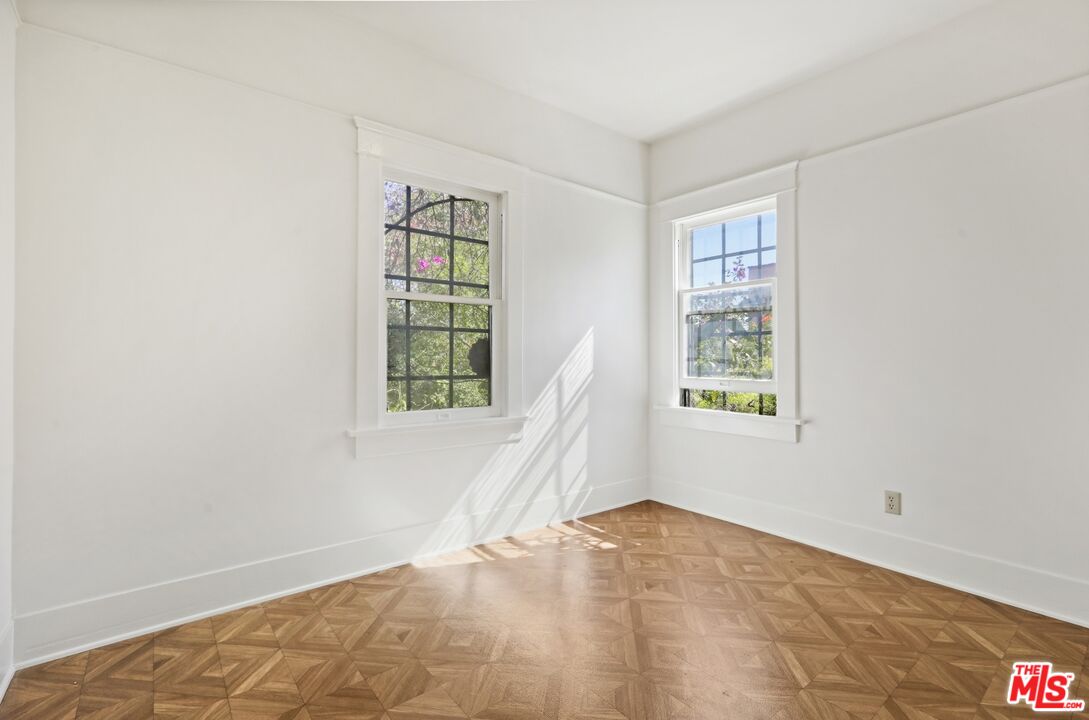 1126 Mohawk Street Los Angeles, CA 90026 - Photo 9 of 47 an empty room with windows