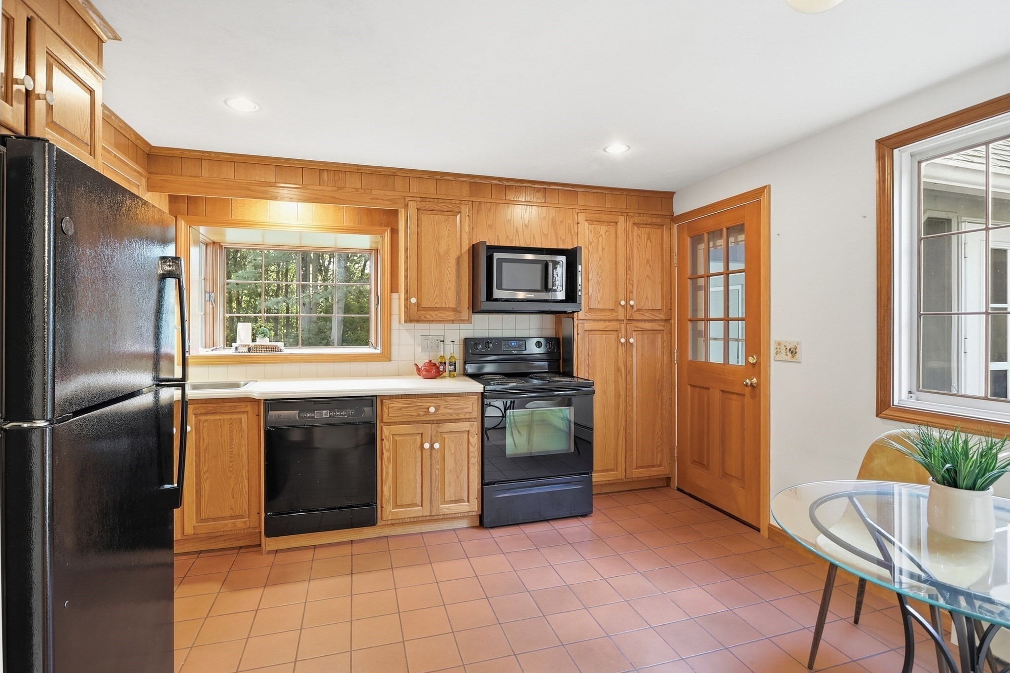 46 Beaver Brook Road Westford, MA 01886 - Photo 14 of 38 Gallery Image 14