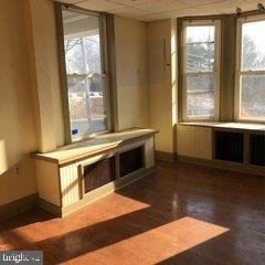 1201 Sandhill Road Lebanon, PA 17046 - Photo 4 of 10 Gallery Image 4