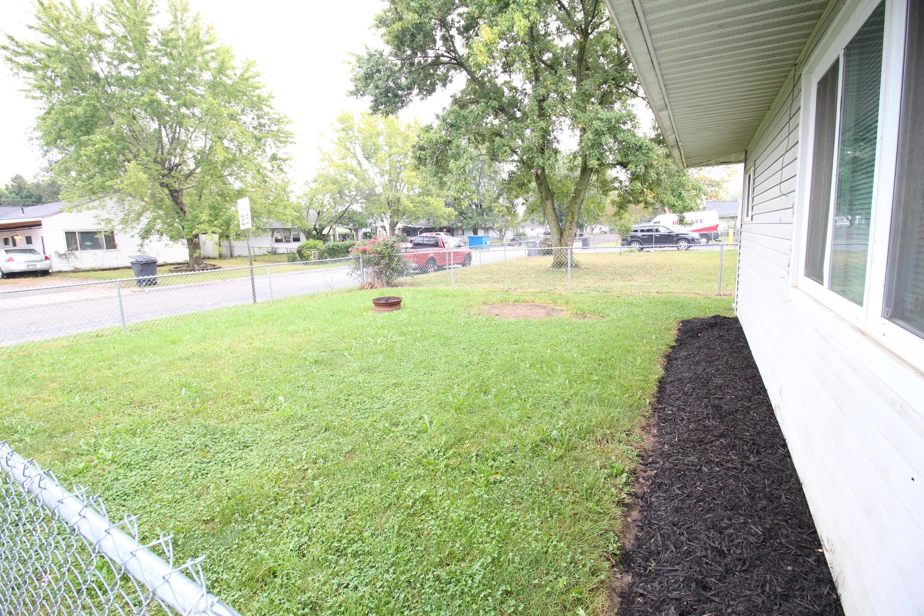 877 Derrer Road Columbus, OH 43204 - Photo 3 of 22