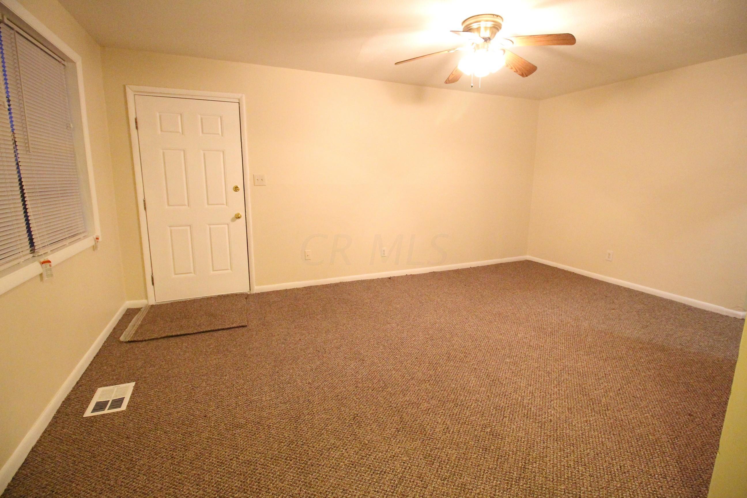 877 Derrer Road Columbus, OH 43204 - Photo 8 of 22