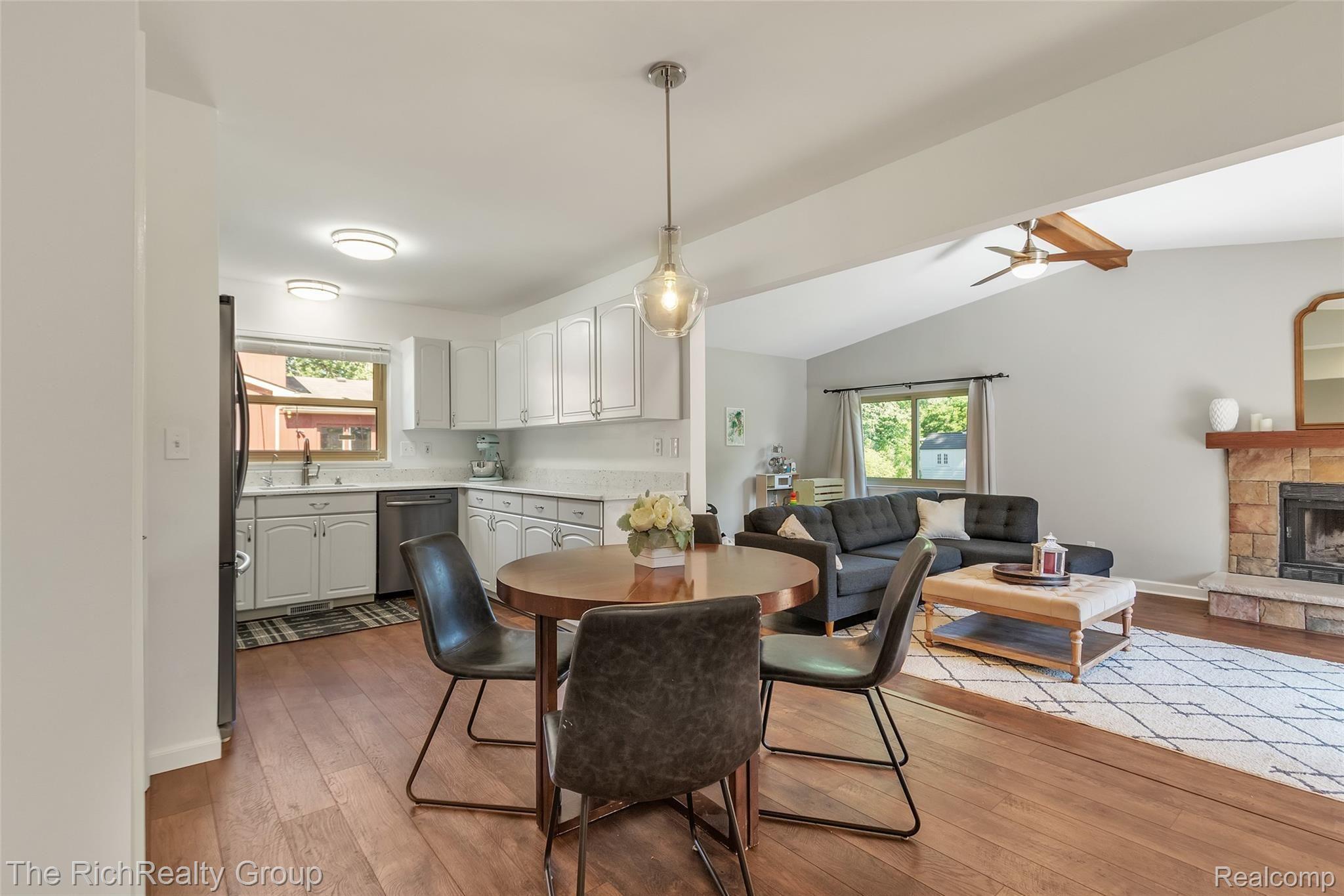 788 Francis Street Rochester, MI 48307 - Photo 13 of 53 11-788 Francis St-Windowstill Real Estate Photography-11.jpg