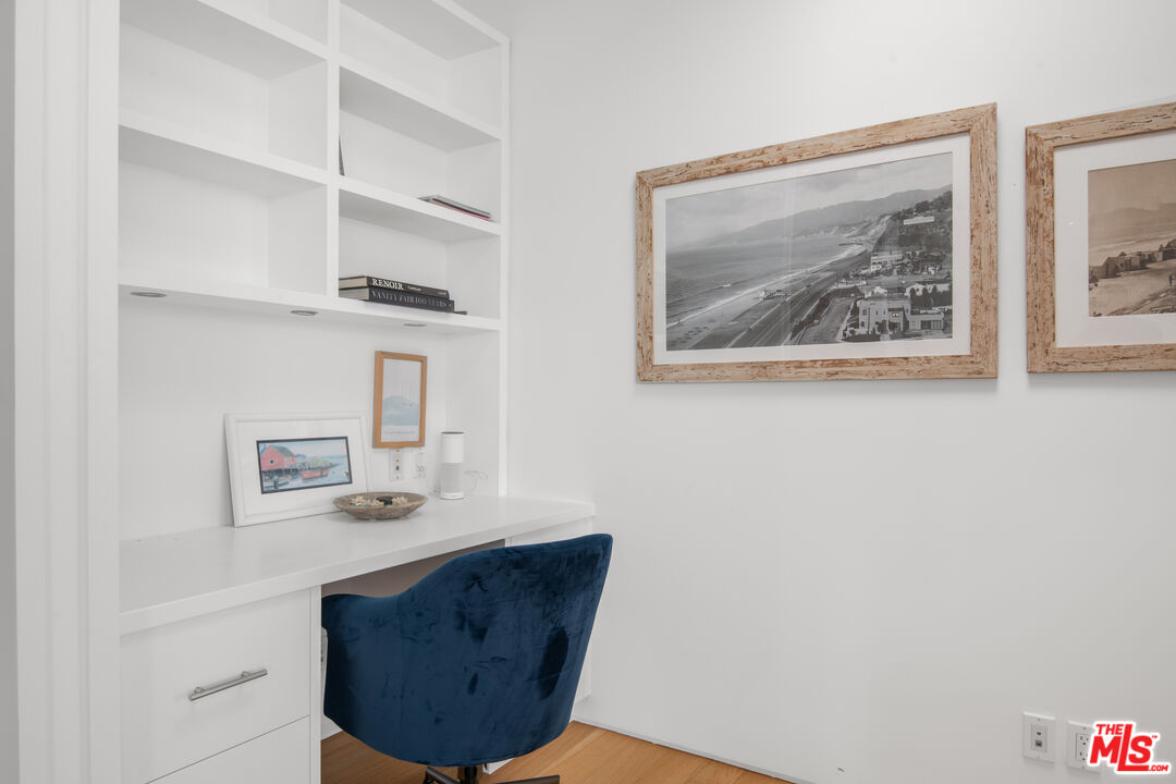 24554 Malibu Road Malibu, CA 90265 - Photo 11 of 32