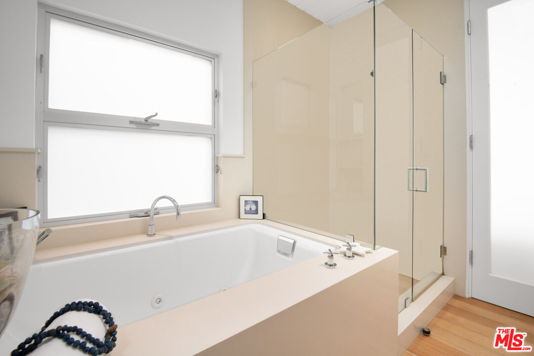 24554 Malibu Road Malibu, CA 90265 - Photo 15 of 32