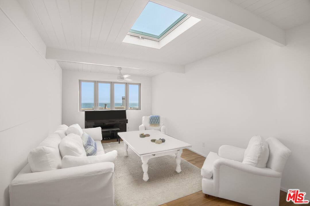 24554 Malibu Road Malibu, CA 90265 - Photo 27 of 32