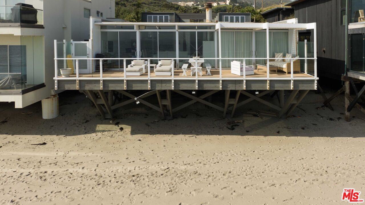 24554 Malibu Road Malibu, CA 90265 - Photo 29 of 32
