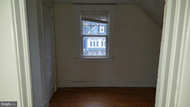 319 North Bend Road Baltimore, MD 21229 - Photo 13 of 26 Bedroom