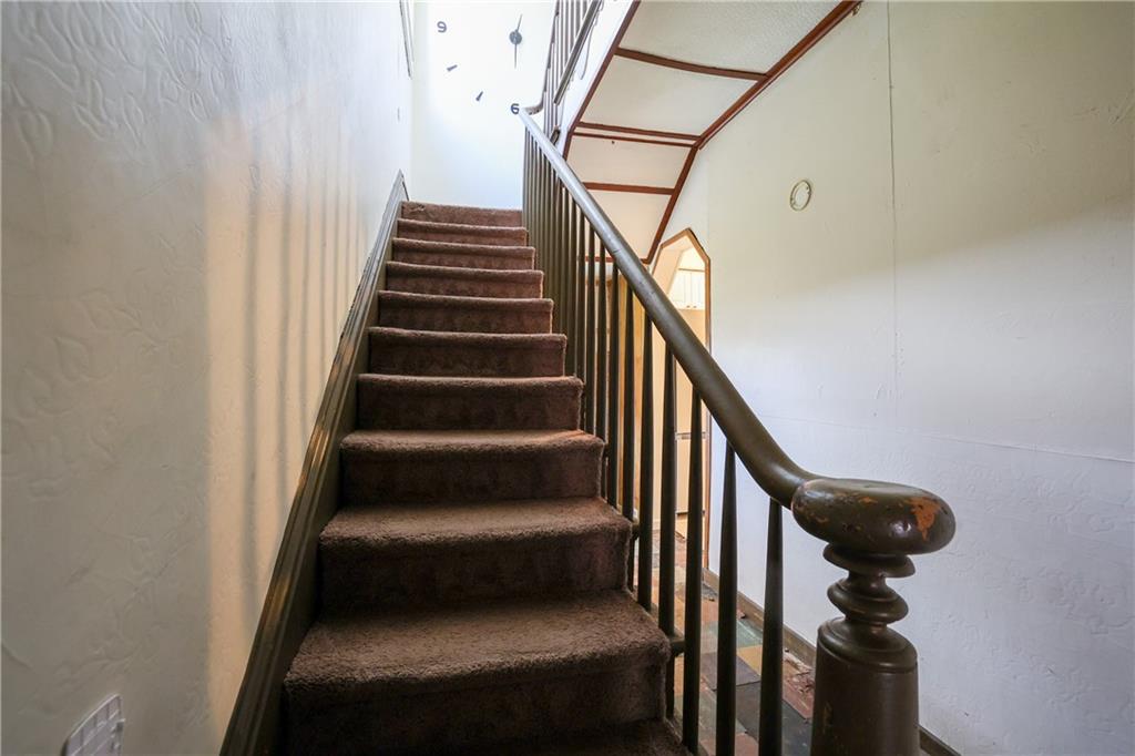 1845 Ley Street Pittsburgh, PA 15212 - Photo 14 of 41 a view of entryway