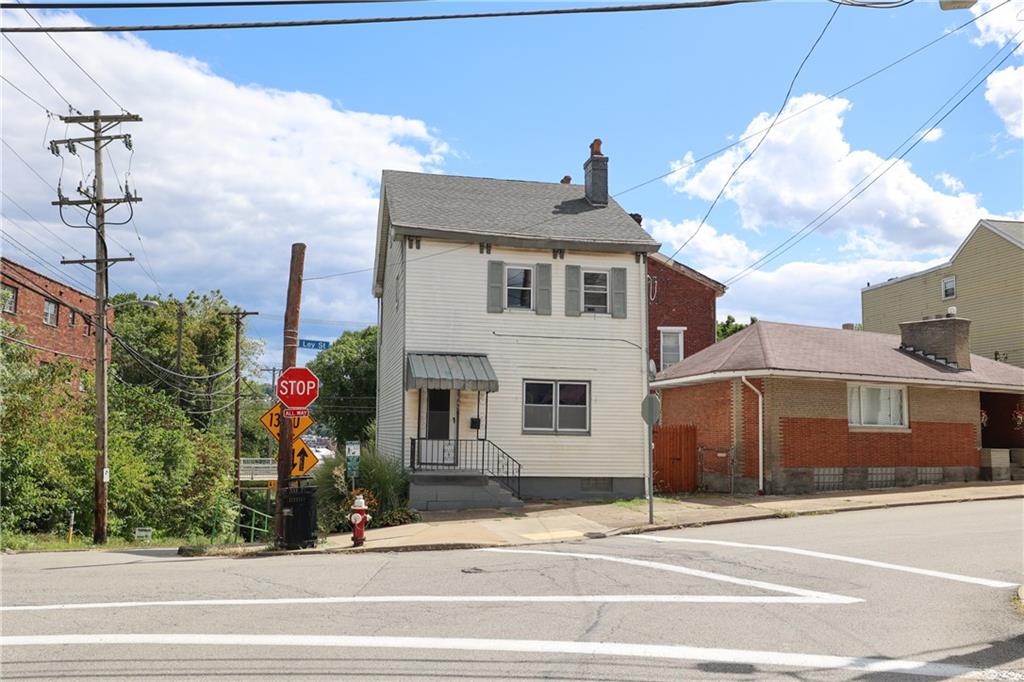 1845 Ley Street Pittsburgh, PA 15212 - Photo 3 of 41 a front view of a house