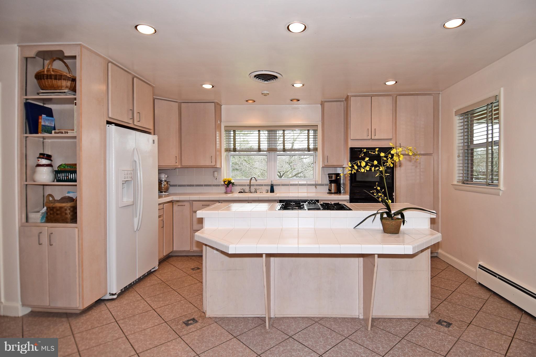 701 Springloch Road Silver Spring, MD 20904 - Photo 11 of 30 Kitchen