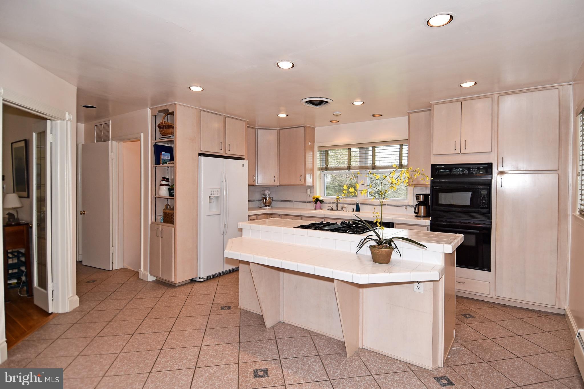 701 Springloch Road Silver Spring, MD 20904 - Photo 12 of 30 Kitchen