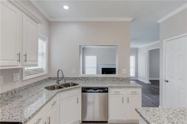 $2,500 | 3895 Kingsbrook Boulevard, Decatur, GA 30034