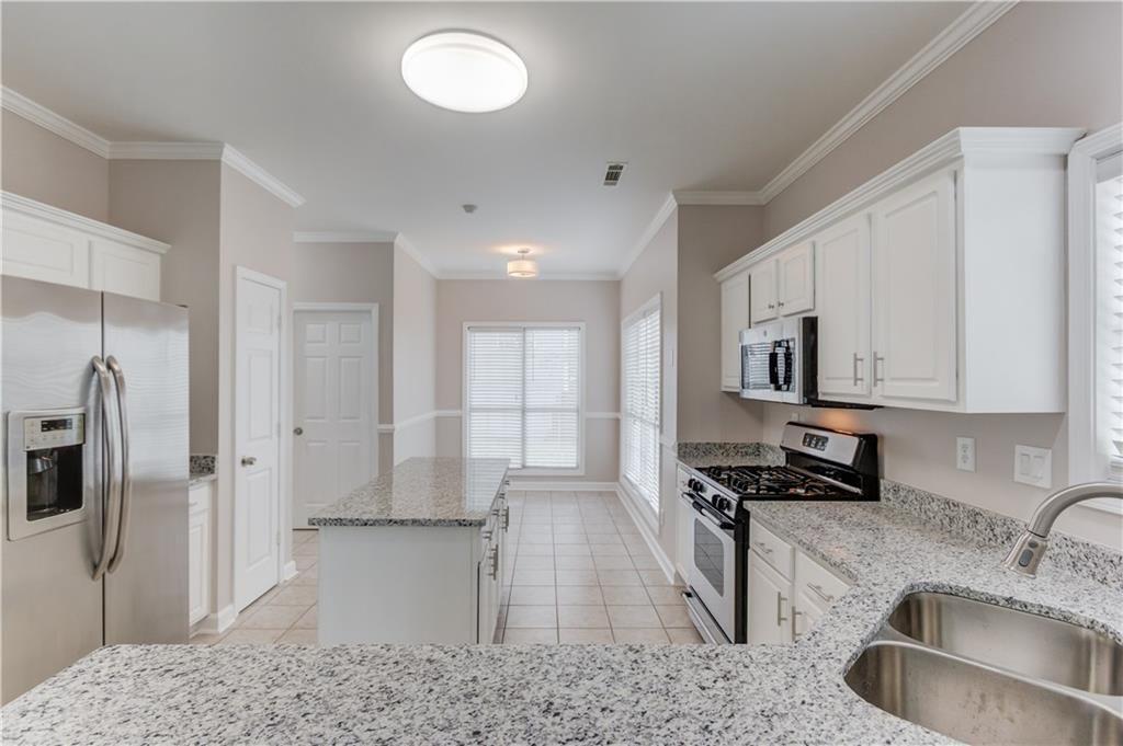 3895 Kingsbrook Boulevard Decatur, GA 30034 - Photo 12 of 28