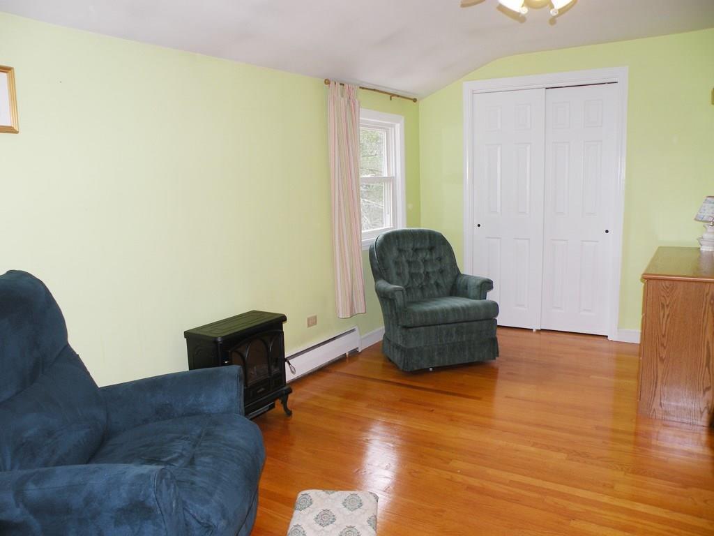 64 Winding Way Portland, ME 04102 - Photo 18 of 30 Bedroom 3 toward double closet