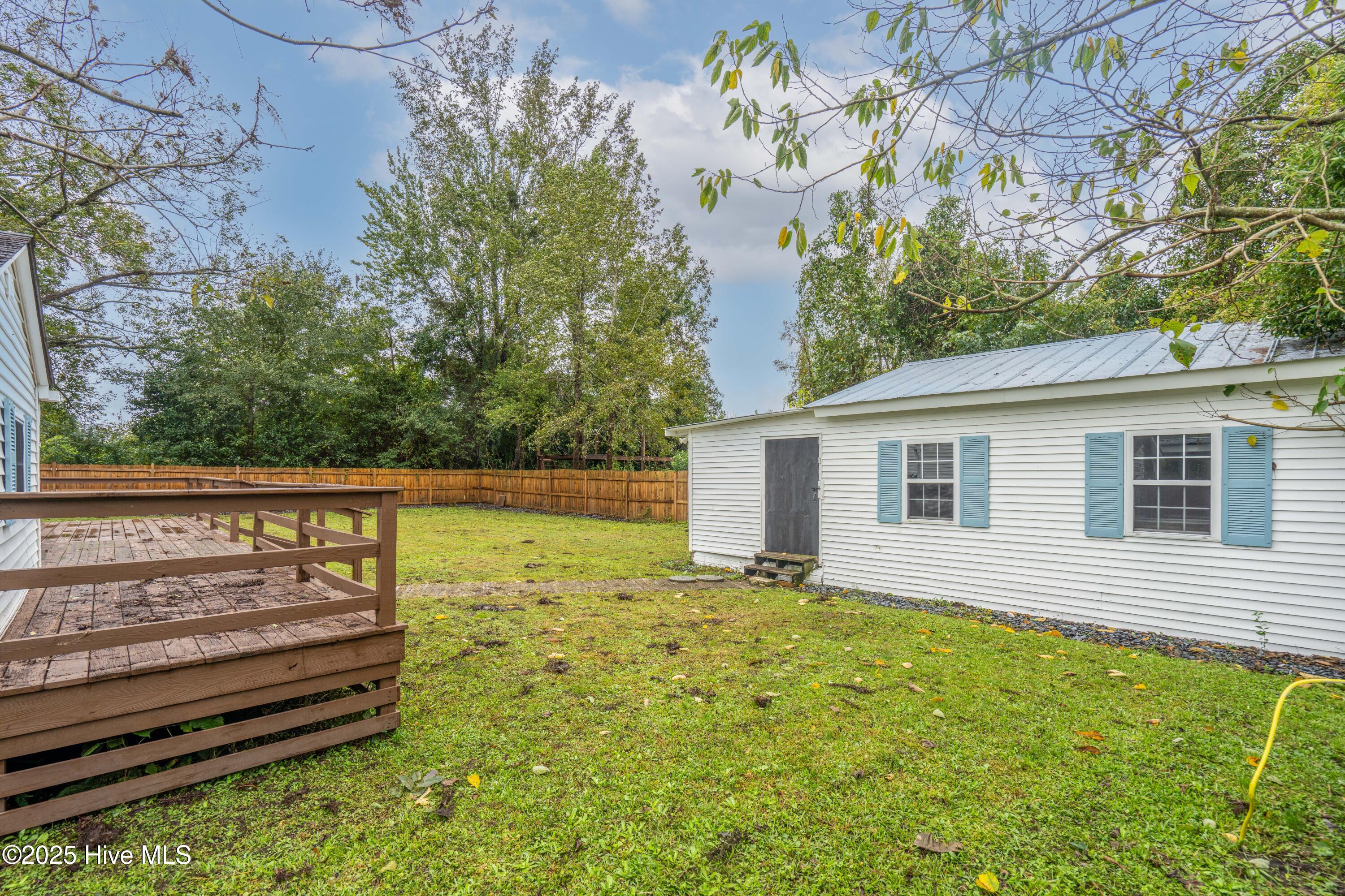 149 Huffmantown Road Richlands, NC 28574 - Photo 39 of 47 149 huffmantown rd (37 of 52)